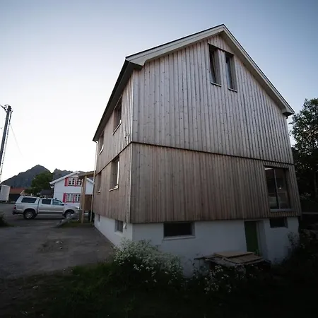 Malnestomten, 1st Floor * Henningsvær