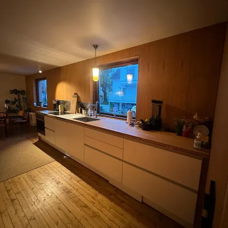 Malnestomten, 1st Floor Appartement Henningsvær